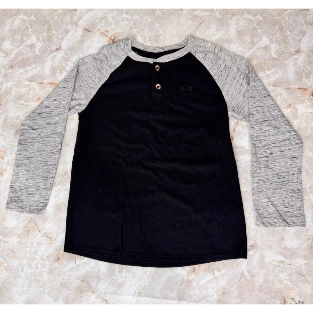 Justice League Lucky Brand Boys Size 7 Gray Tan Black Short Long Sleeve 3pc Lot